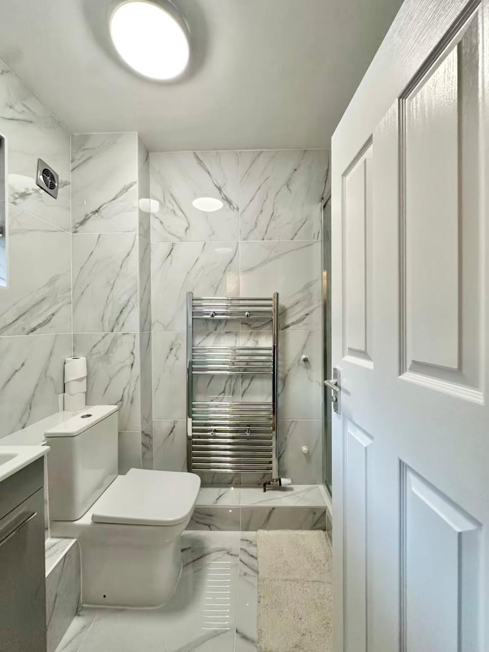 Shower, Toilet, Bathroom
