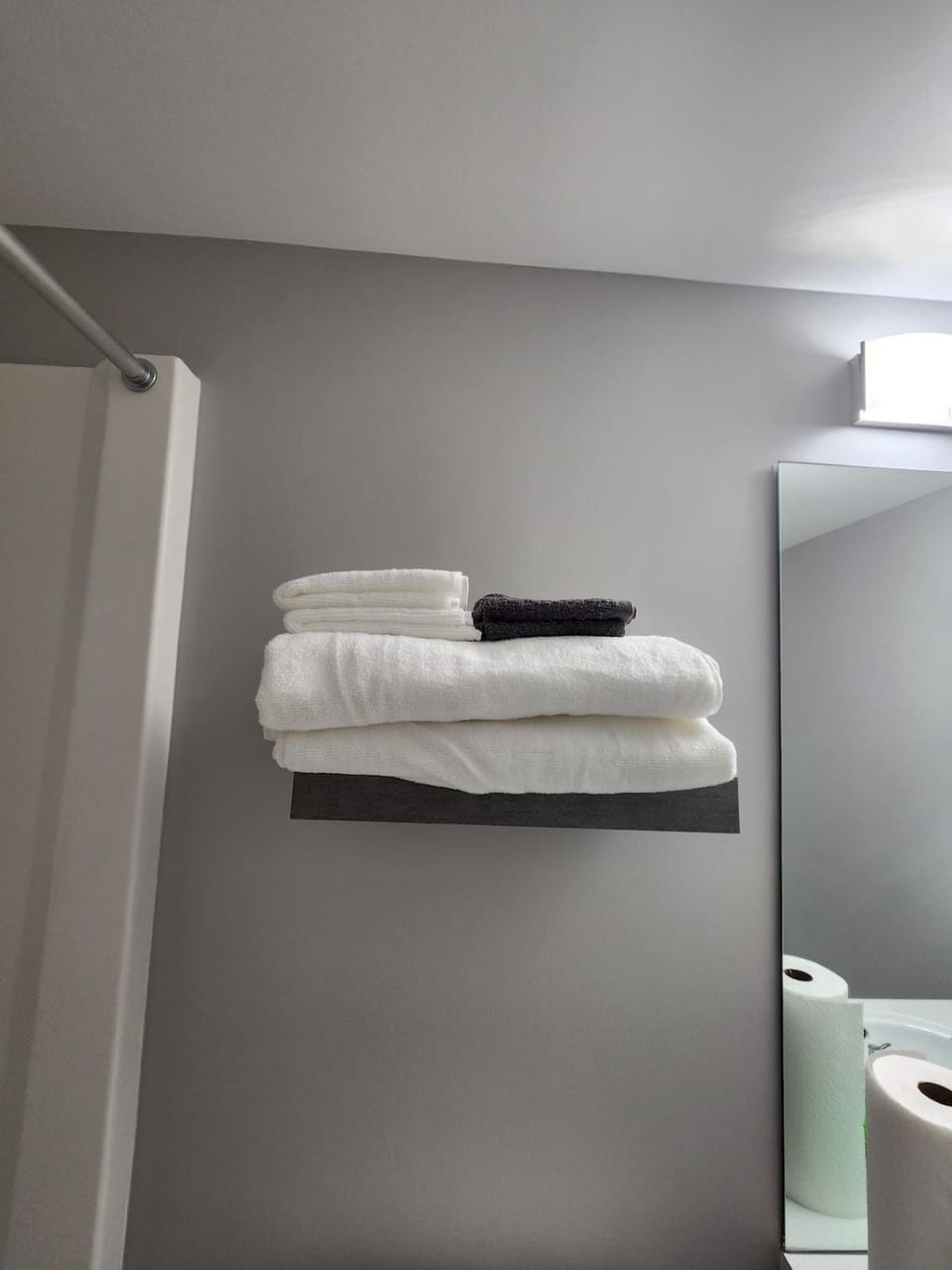 Entire basement suite in Bonavista House in Winnipeg