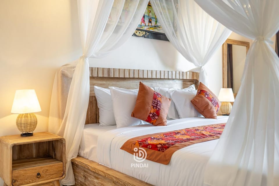 Bed, Photo of the whole room