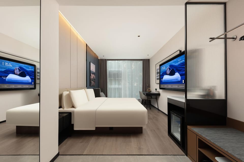 Atour Hotel Fuzhou Financial Street Wanda Guangming Harbour Metro Station Hotel in Fujian