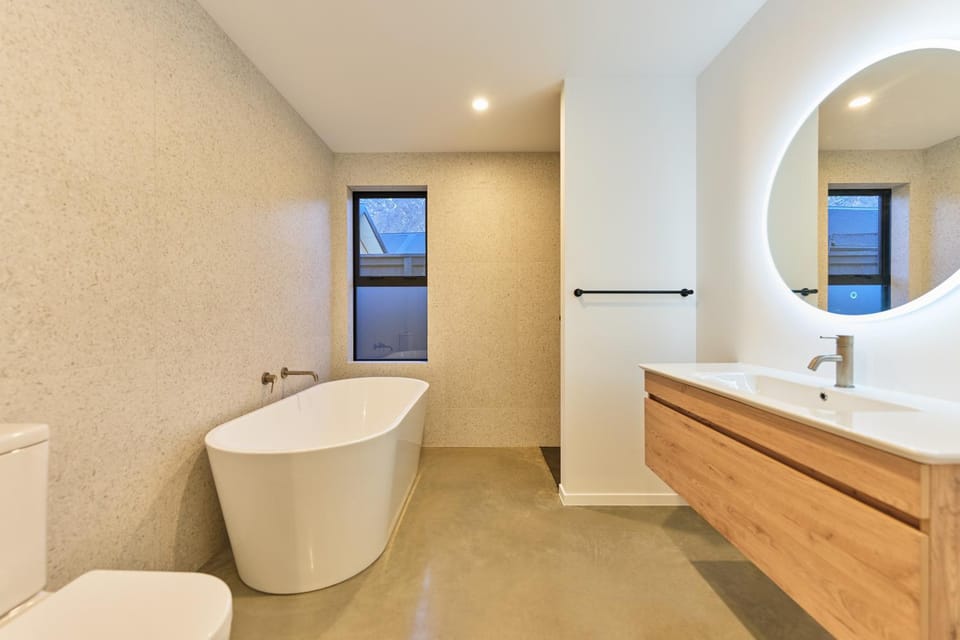 Bathroom, Bath