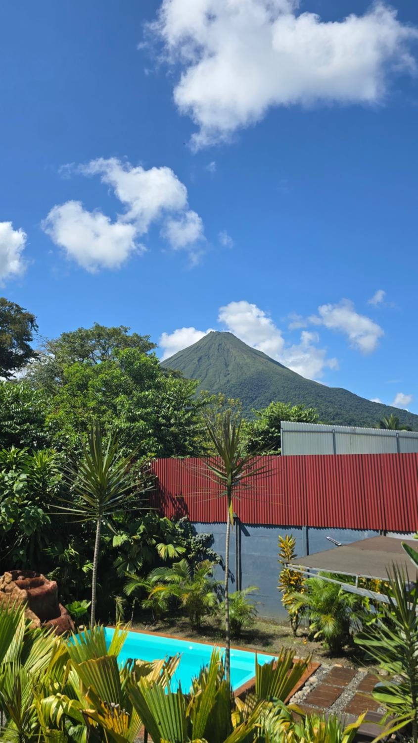 Iki Room with Jacuzzy Vacation rental in Alajuela Province