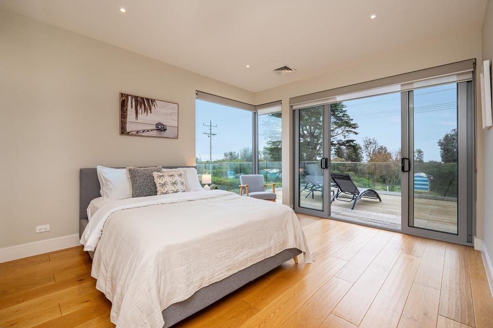 Bedroom, Sea view