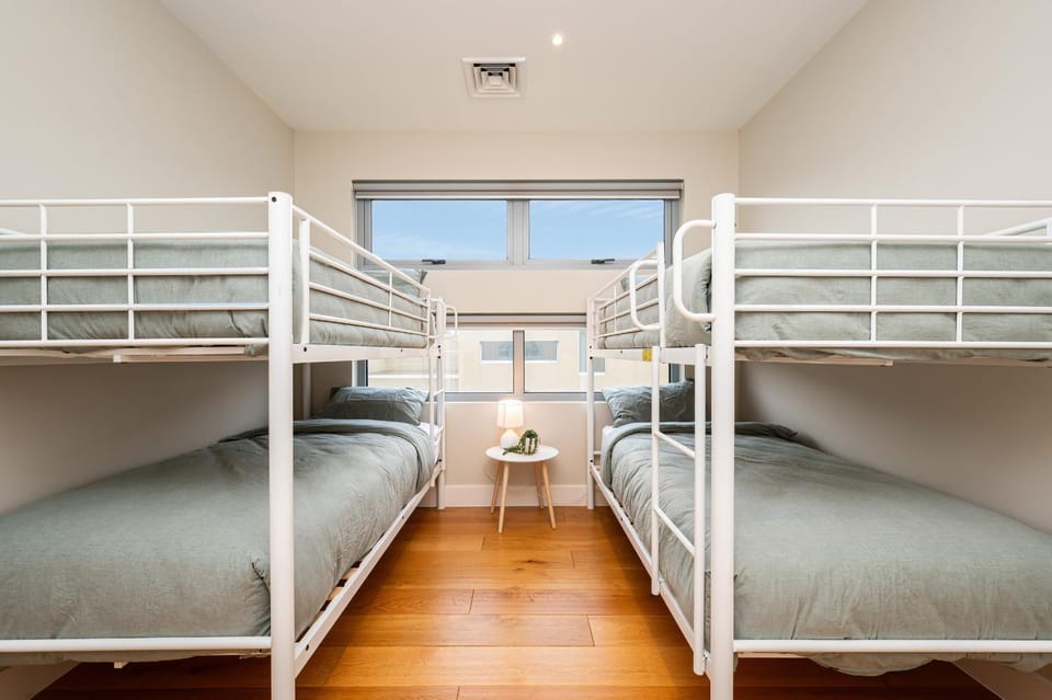 bunk bed