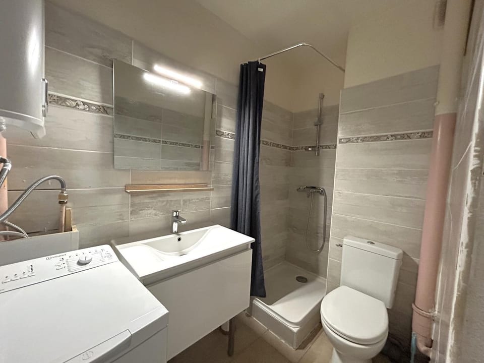 Studio cabine 4 personnes avec climatisation et parking - FR-1-837-20 Cabin in Argeles-sur-Mer