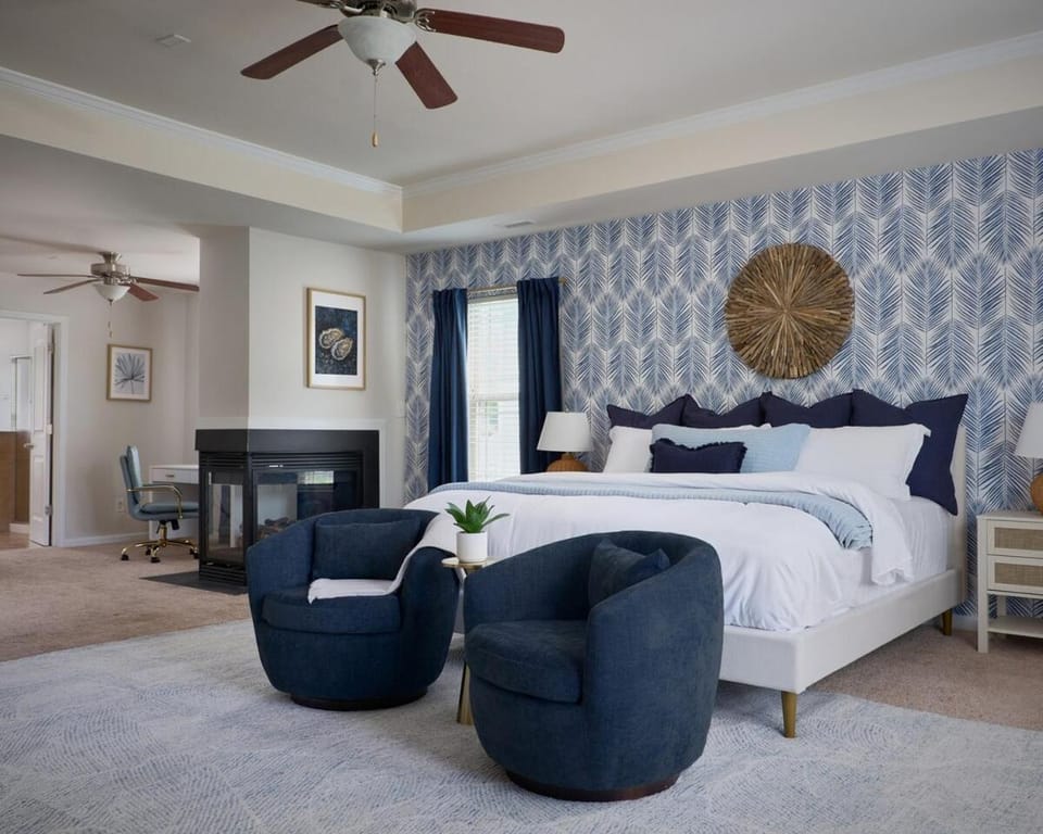 Bed, Photo of the whole room, Bedroom