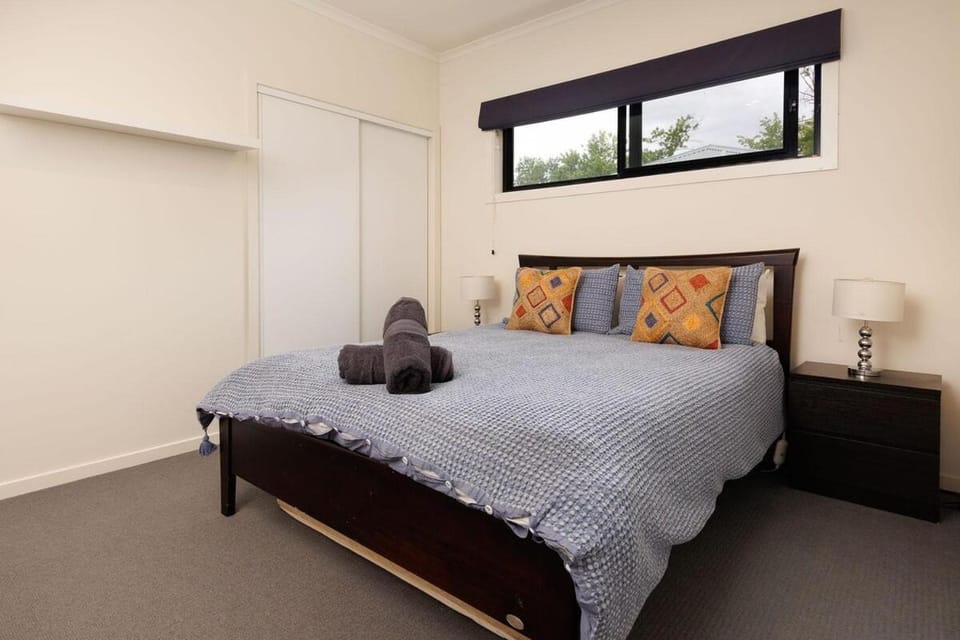 Little Palace on Buckingham House in Albury