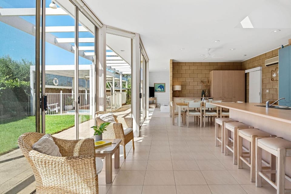 Diamond Bay Beach House House in Melbourne Road