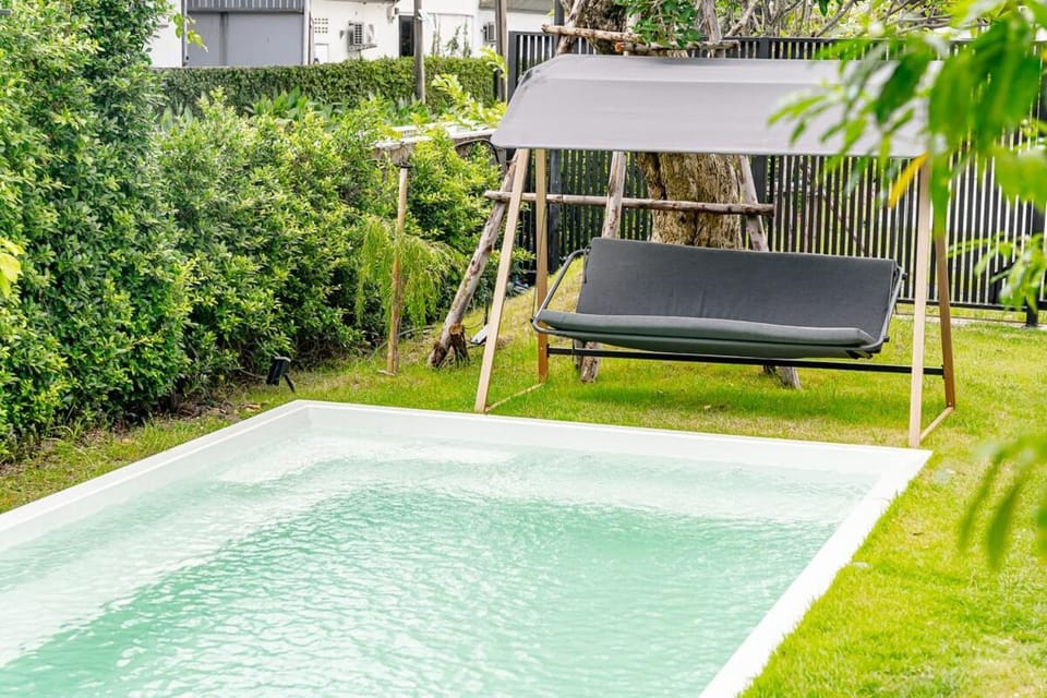 The Lodge Bangkok Poolvilla House in Bangkok