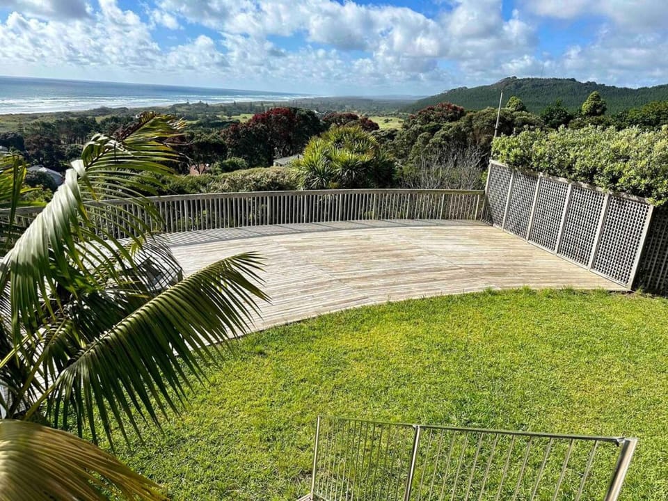 Natural landscape, Garden, Garden view, Sea view