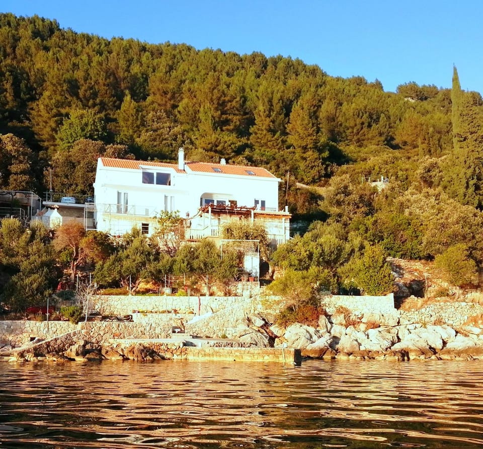 Property building, Natural landscape, View (from property/room), Beach, Garden view, Sea view, Sunset, Parking