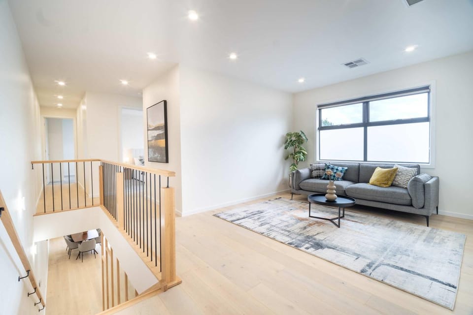 4BR Brand new Townhouse in Ashburton Shopping Golf House in City of Monash