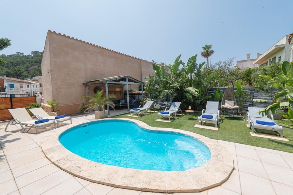 Garden, Swimming pool, sunbed