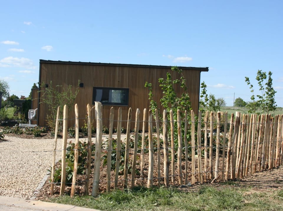 Property building, Day