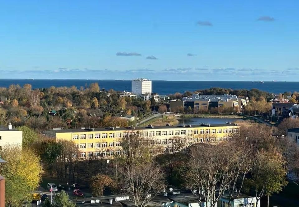 15min do plaży, 10 piętro, widok na morze, blisko Ergo Areny Apartment in Sopot