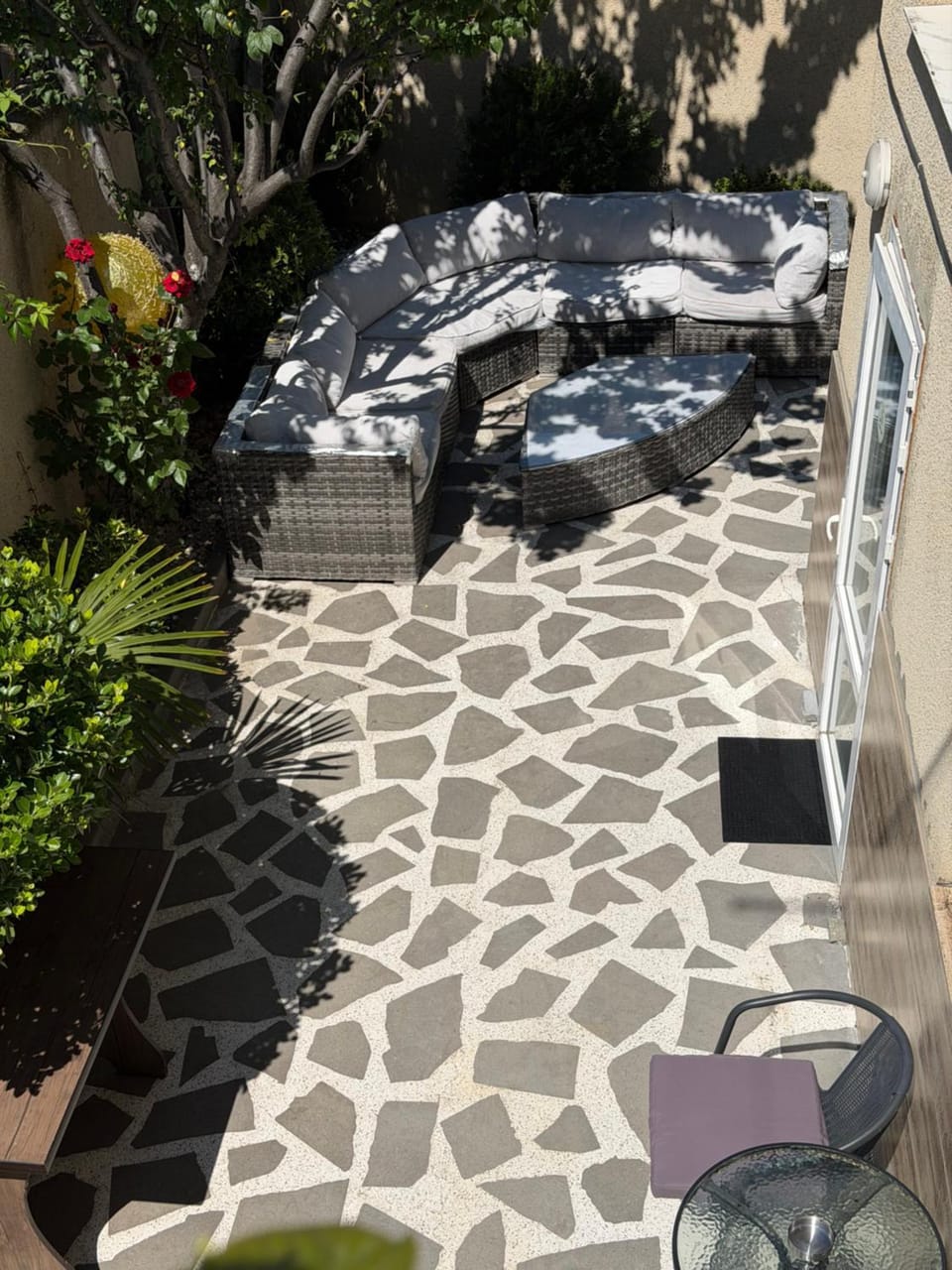 Patio, Day, Garden, Garden view
