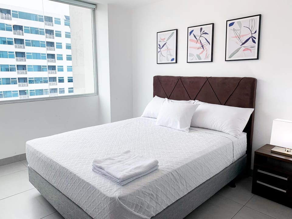 Suite de lujo cerca al aeropuerto, terminal, mall sol Apartment in Guayaquil