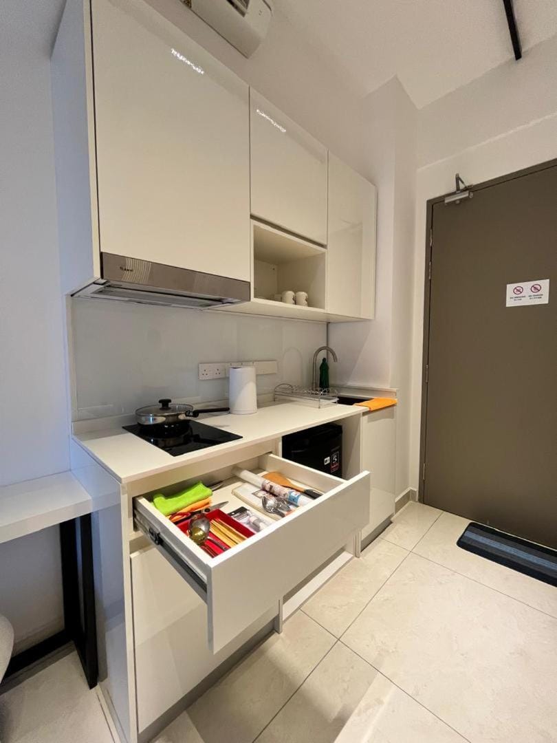 Kitchen or kitchenette