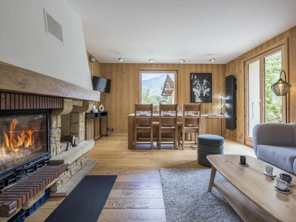 Chalet Tannuaz - 4 Bedrooms - Quiet area - By Cozee Rentals Chalet in Les Houches
