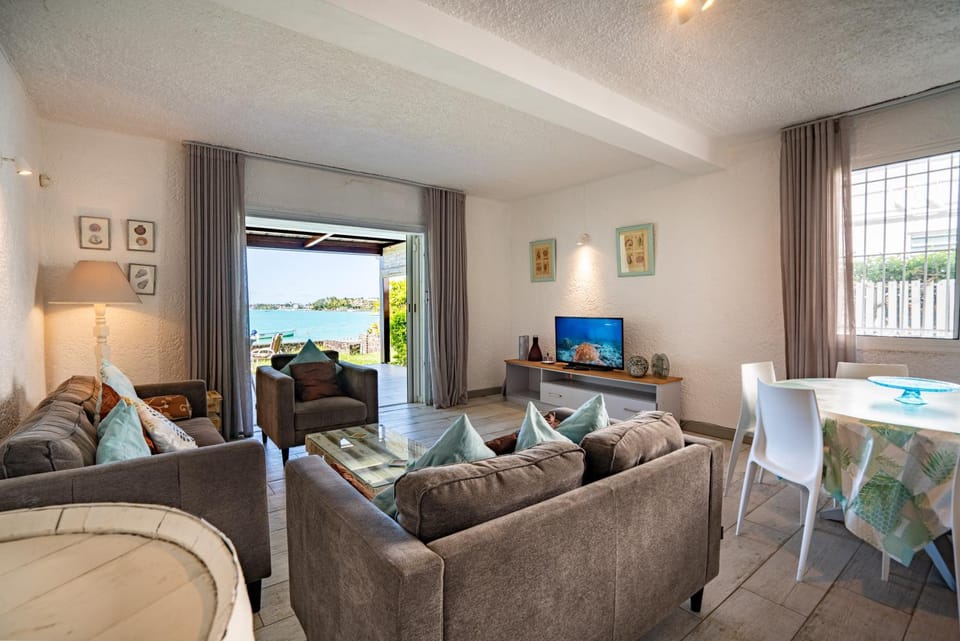 Sunrise Beachfront House in Grand Baie