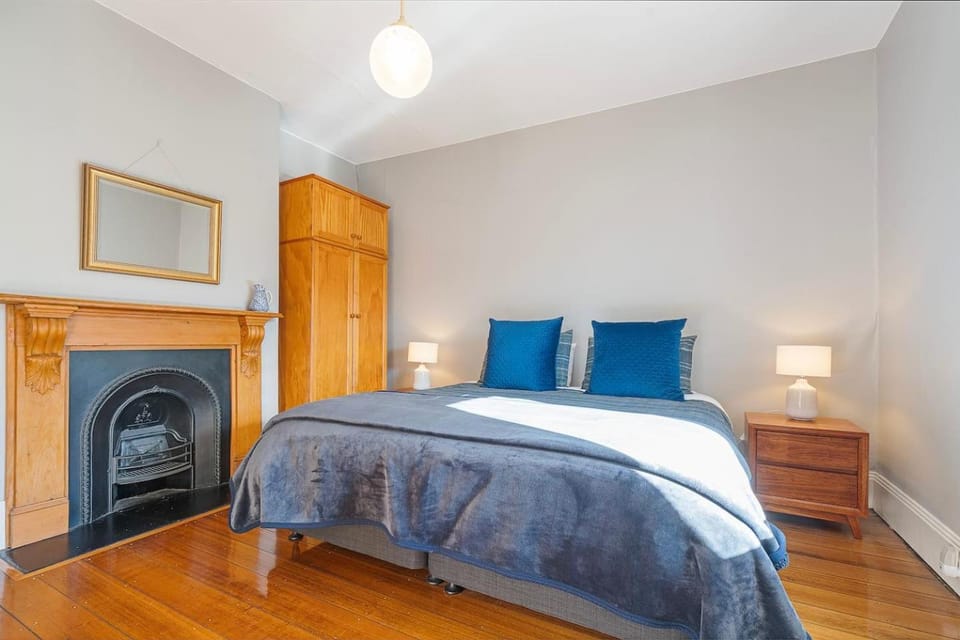 Bed, Other, Bedroom, wardrobe