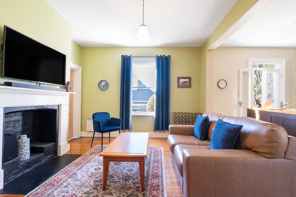 TV and multimedia, Living room, Other, Seating area
