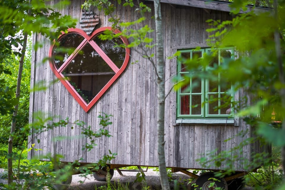 Tyrolens vagnshotell House in Denmark