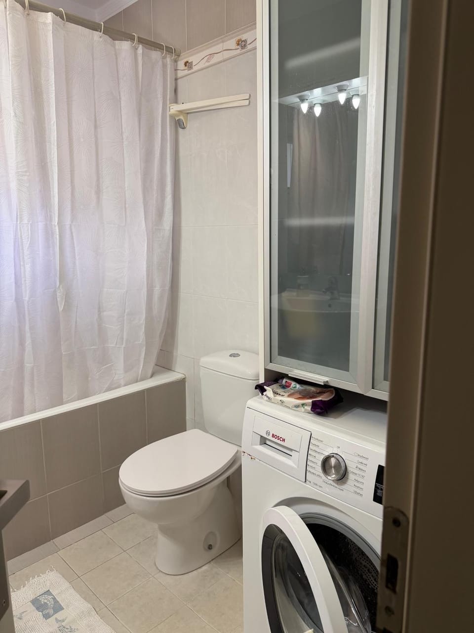Toilet, Bathroom, washing machine
