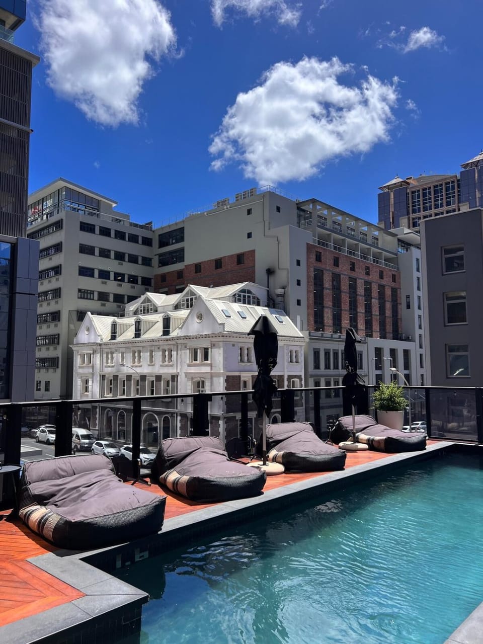 City view, Pool view, Swimming pool, Swimming pool, sunbed