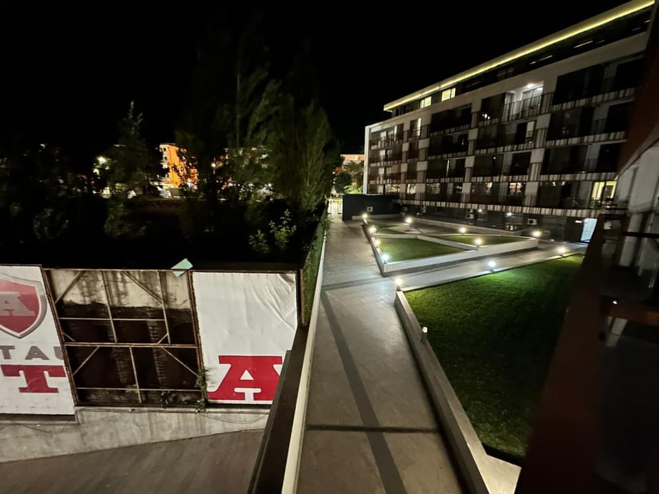 Property building, Street view