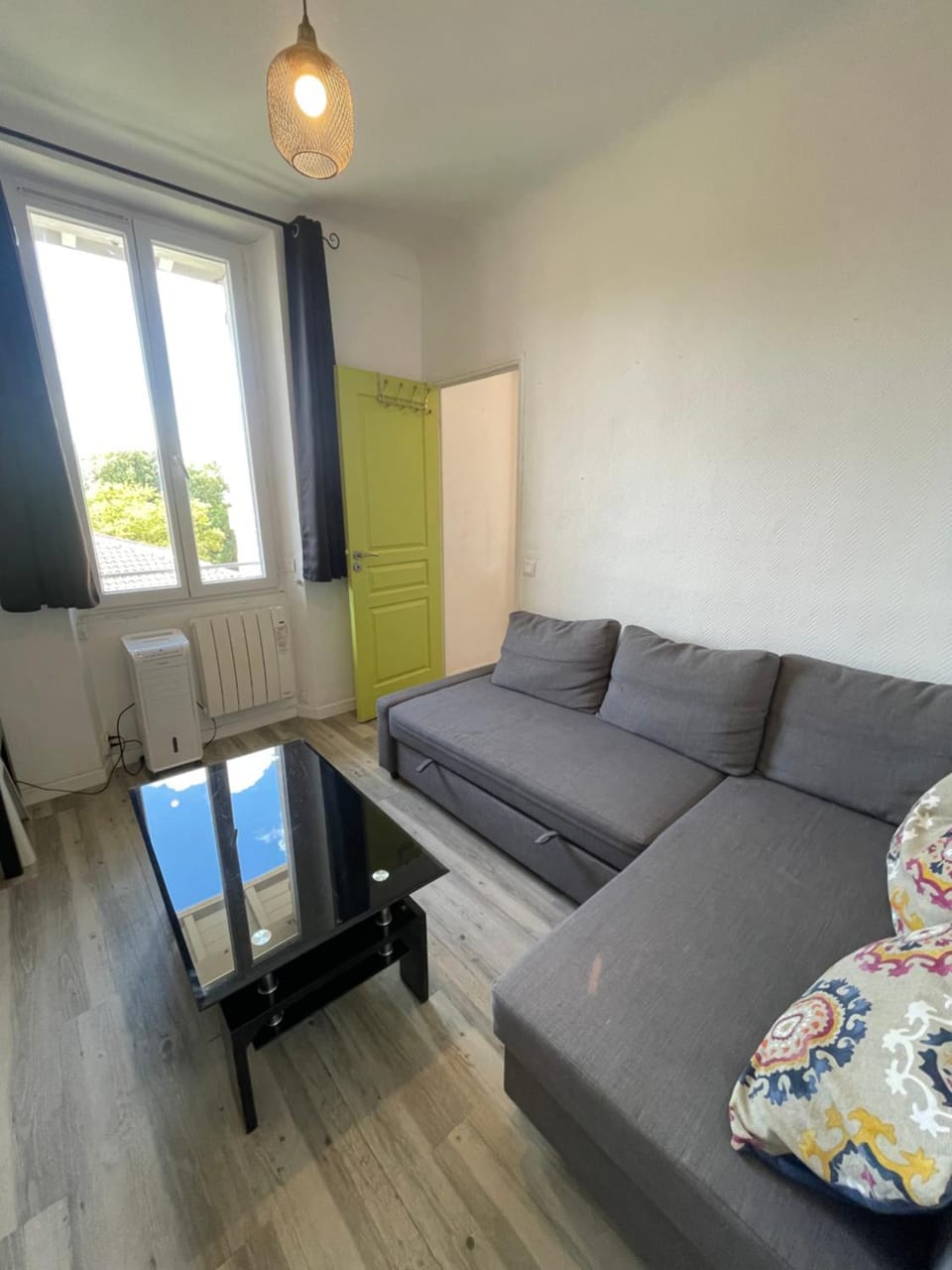 Petit nid Apartment in Saint-Raphael