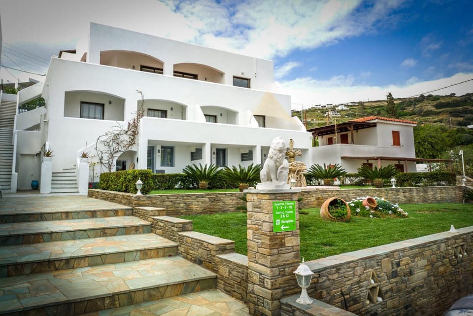 Property building, Garden