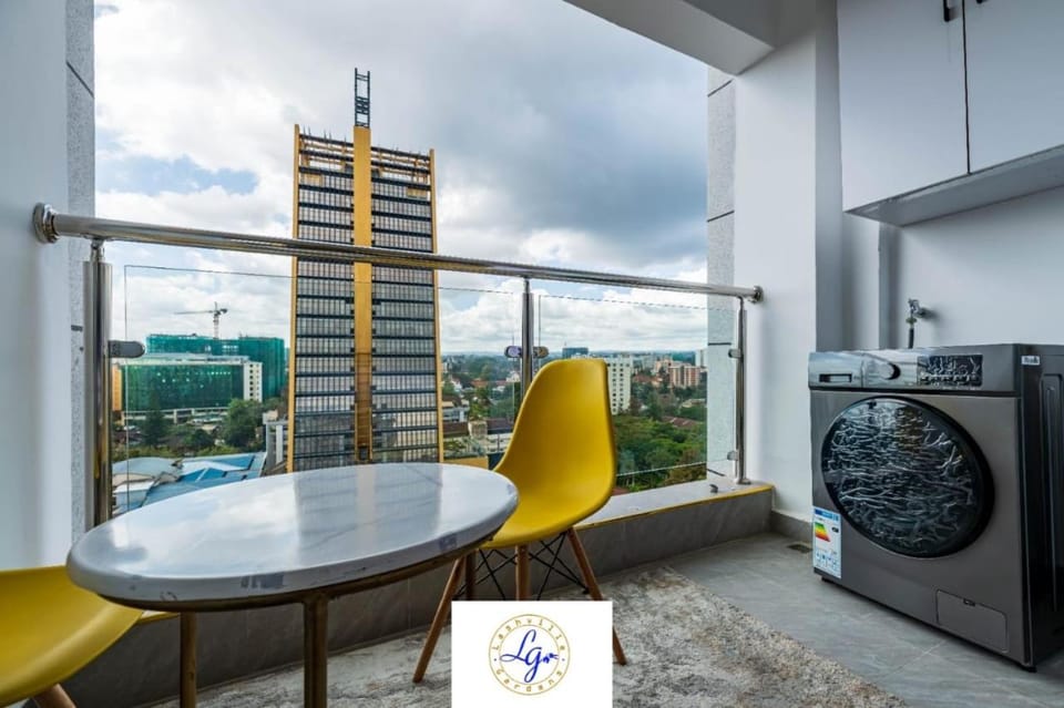 classy studio apartment in kilimani with fully equipped gym and balcony which breathtaking city views Apartment in Nairobi County