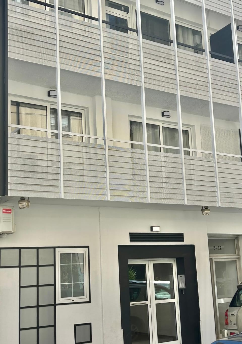 Facade/entrance