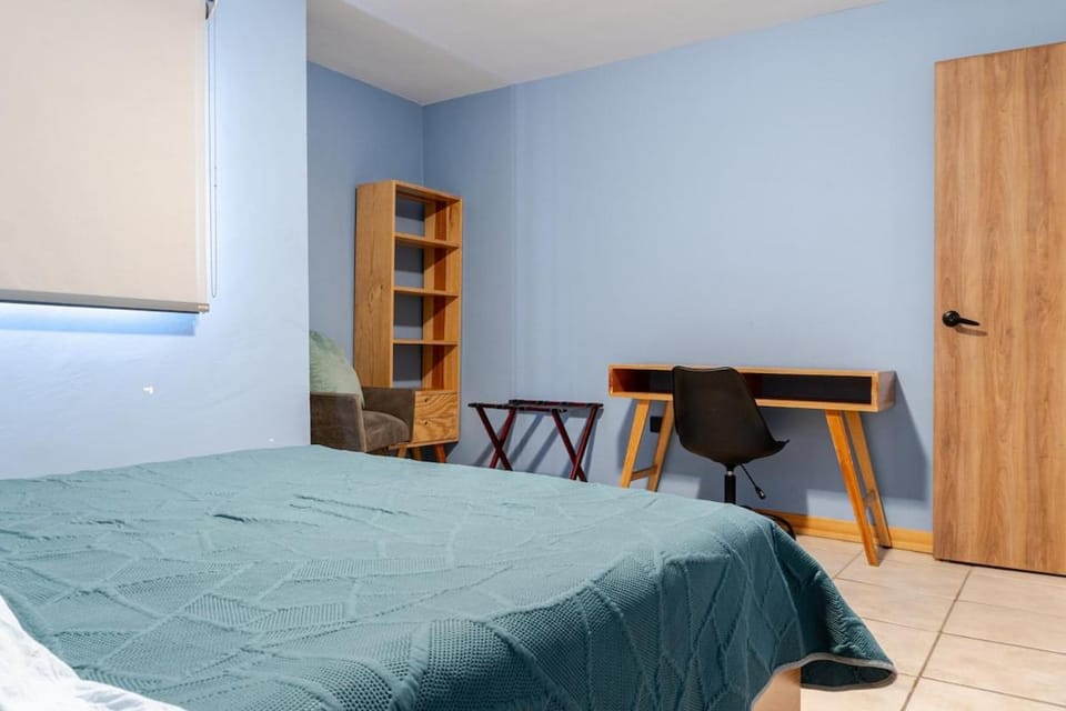 Bed, Library, Photo of the whole room, Dining area, wardrobe