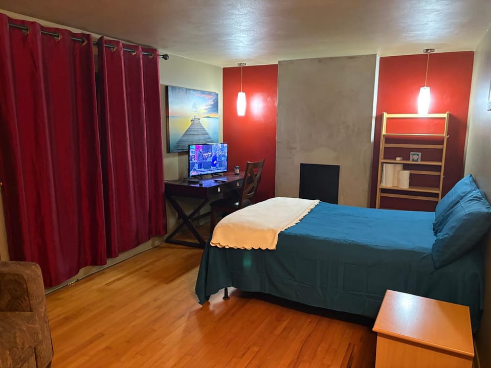 105 Robert Drive Vacation rental in Syracuse