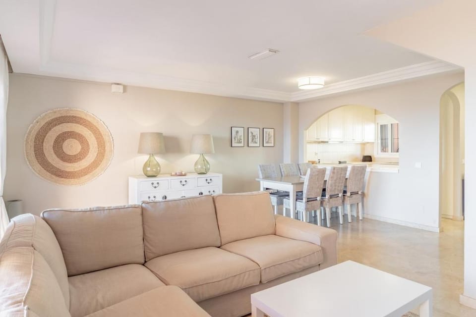 Beachfront 3BR Townhouse with pool in Estepona Apartment in Costa del Sol