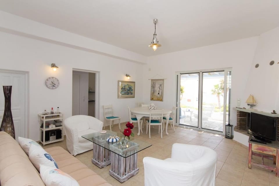 Villa Maria, Golden Beach, Paros Villa in Paros, Greece