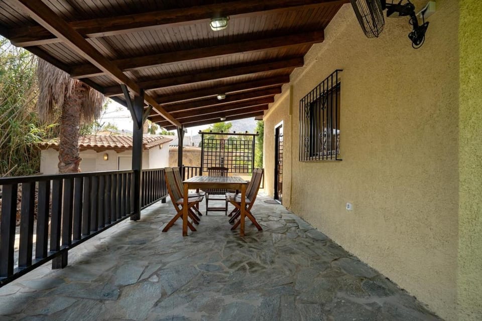 Seaside Serenity Retreat - Nea Makri by ΜΡS Apartment in East Attica Regional Unit, Greece