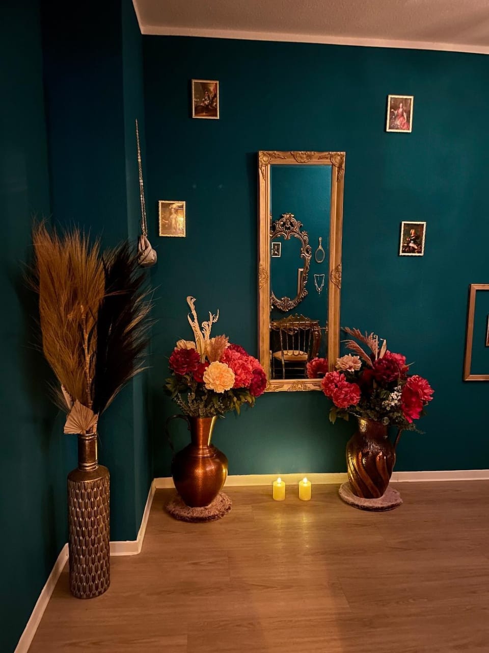 Historic vintage Suite with Jacuzzi & Sauna Apartment in Essen