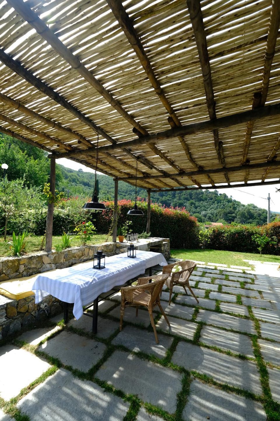 Spring, Day, Garden, Dining area, Garden view