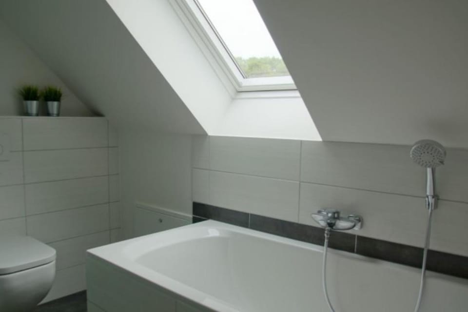 Bathroom, Bath