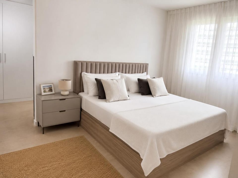 Bed, Photo of the whole room, Bedroom, wardrobe