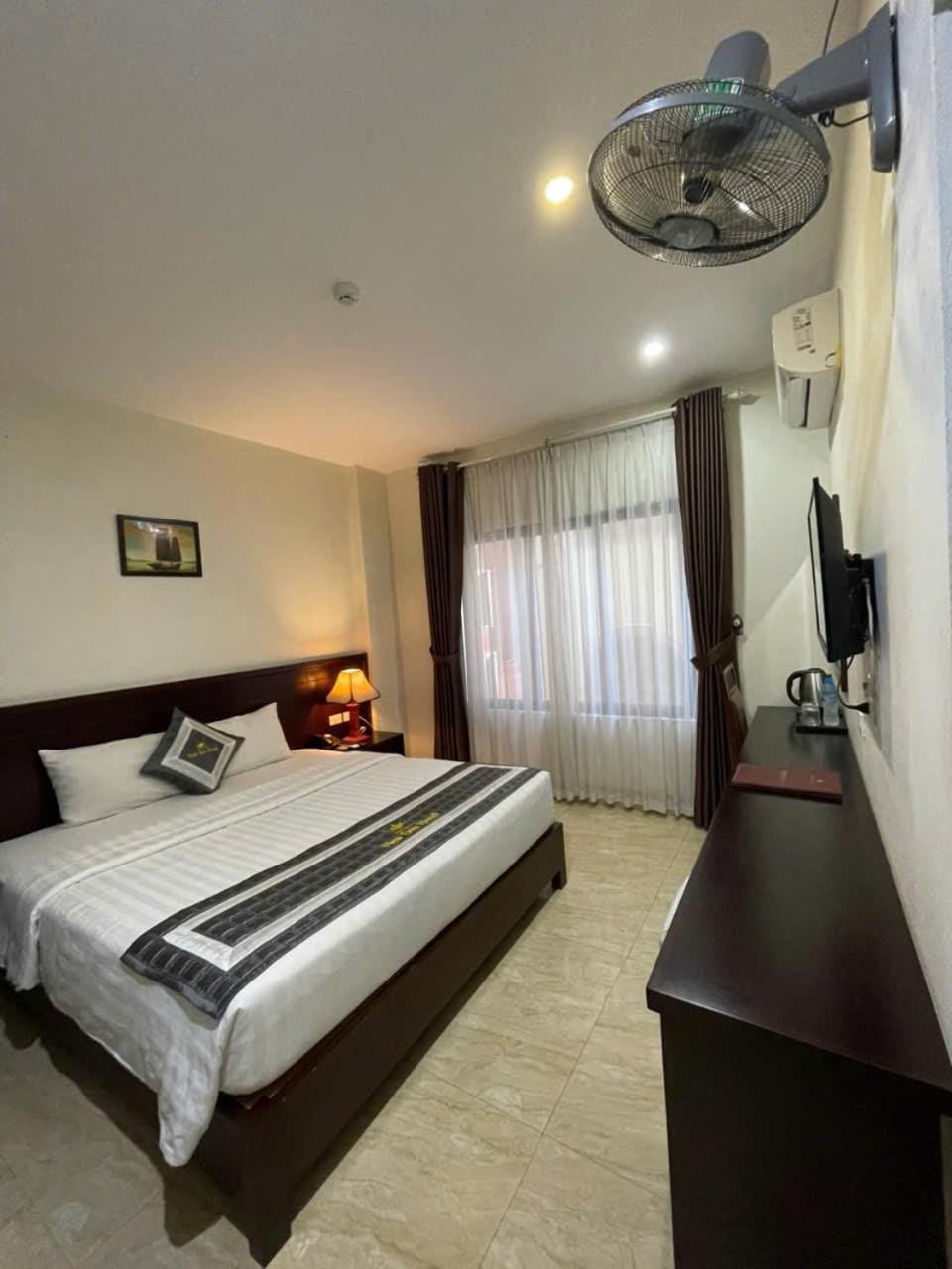 NewsunHotel 43C Anh Đào- Bãi Cháy - TP Hạ Long - Quảng Ninh Hotel in Laos