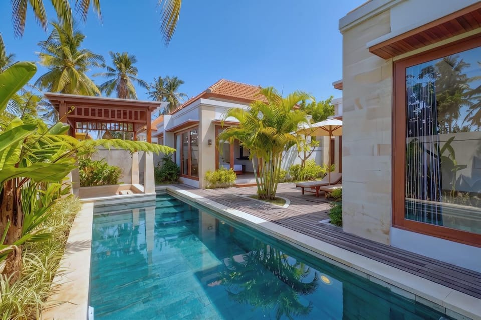 Property building, Swimming pool