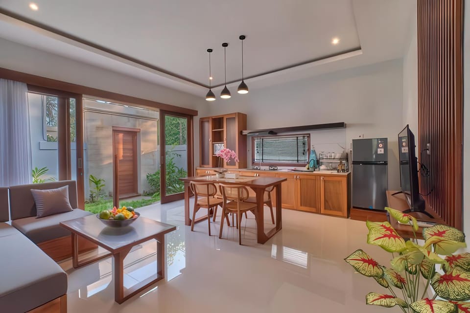 Living room, Dining area, kitchen