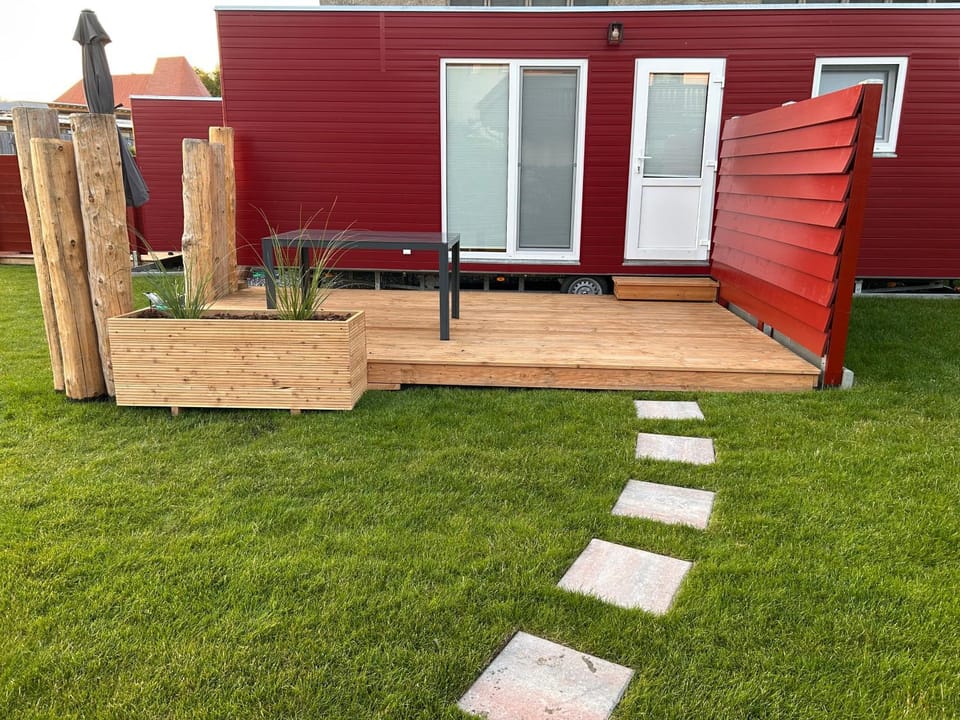 Property building, Patio