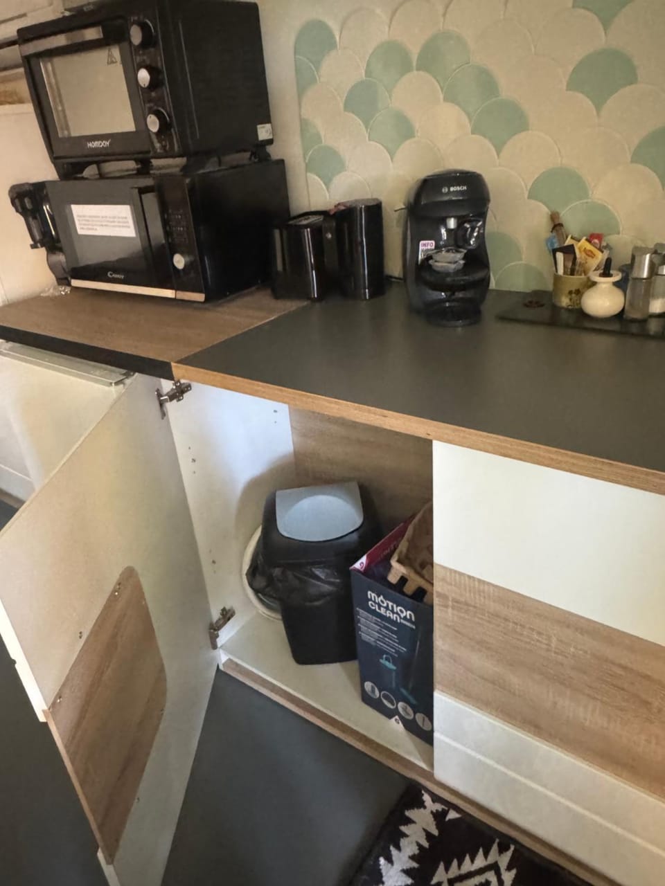 Coffee/tea facilities