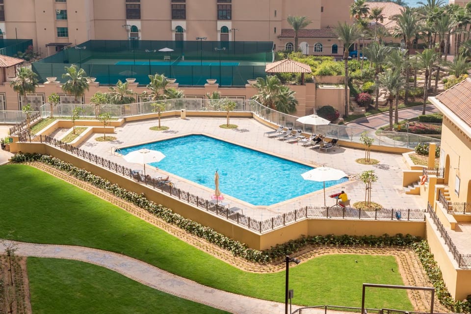 View (from property/room), Pool view