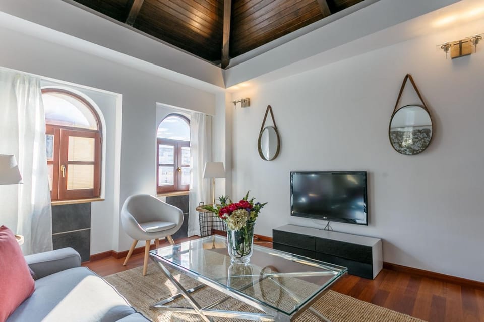 Living room, Photo of the whole room